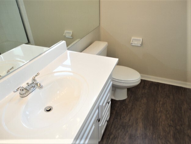 Building Photo - 9309 Hunters Park Way