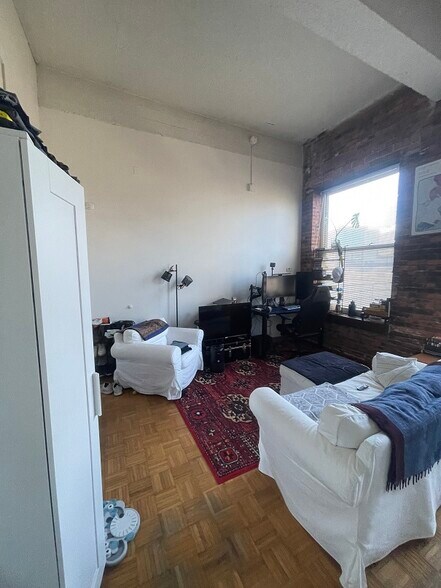 Building Photo - 70 Brookline Ave