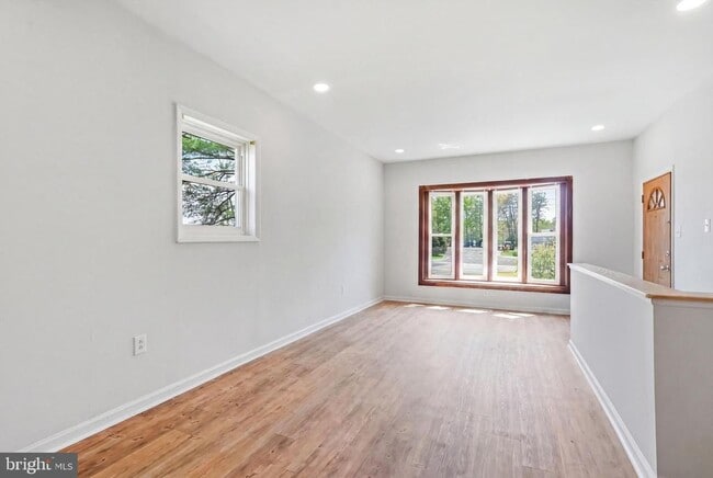 Building Photo - 1286 Glassboro Rd