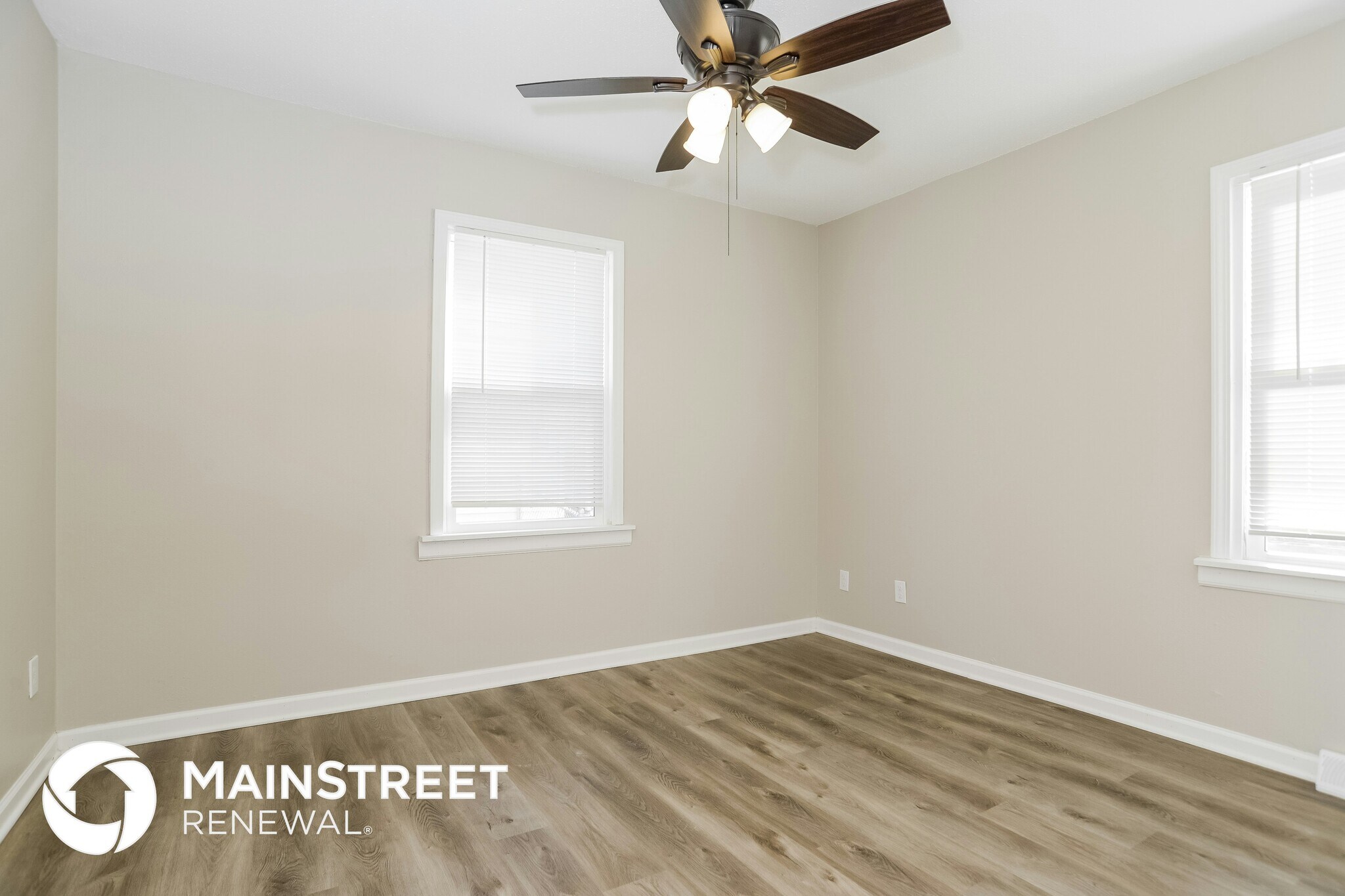 Building Photo - 2702 S Glenwood Ave