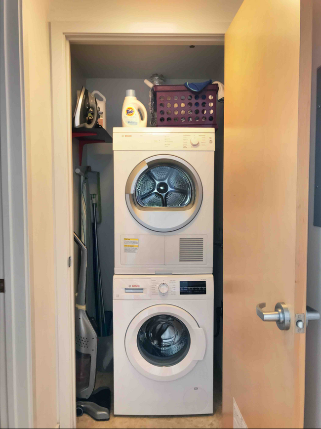 In-unit washer & dryer - 750 Van Ness Ave