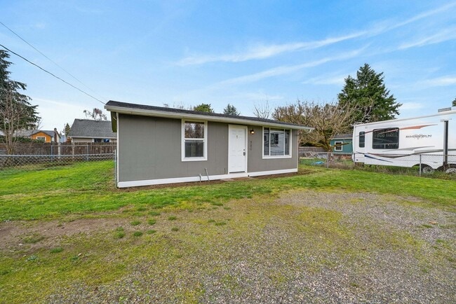 Building Photo - Ryde LLC