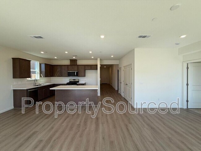 Building Photo - 2454 Cortese St