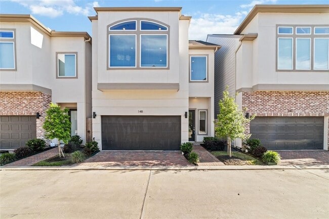 Primary Photo - 148 Knightsbridge Park Ln