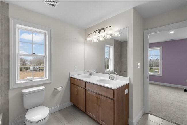 Building Photo - 8 Katie Dr