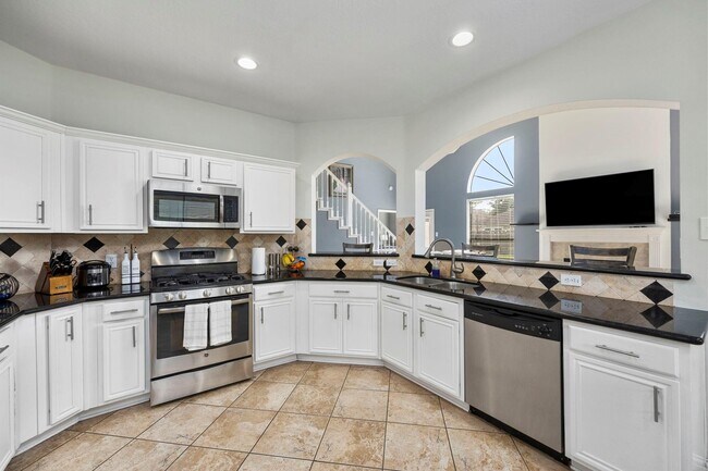 Building Photo - 16315 Scotch Hollow Ln