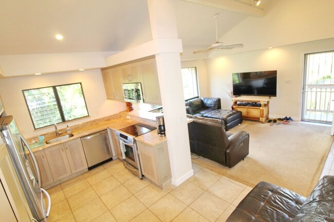 Building Photo - Rare Haleakala Gardens Top Floor Corner Unit - Unfurnished 3 Bed 2 Bath