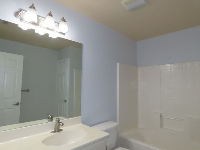 Building Photo - Coming Soon!! South Tyler, Stunning 4 Bedroom. 3.5 Downstairs Master Suite!!