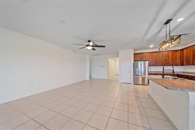 Building Photo - 4807 Windy Hammock Way