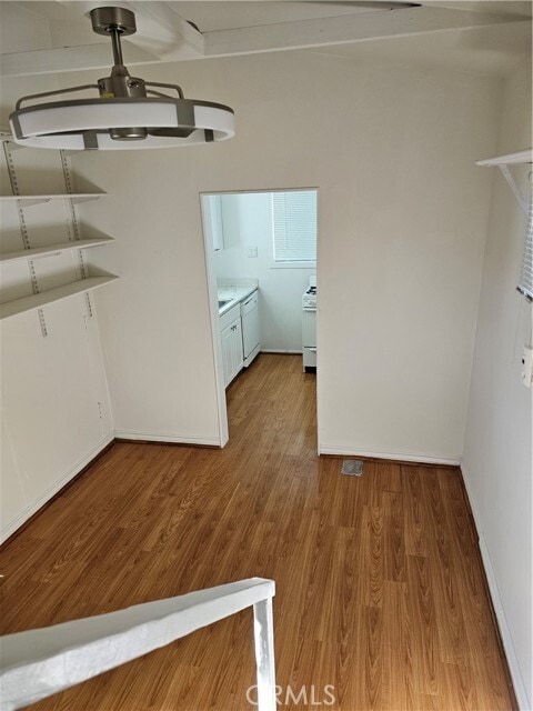 Building Photo - 2547 Hermosa Ave