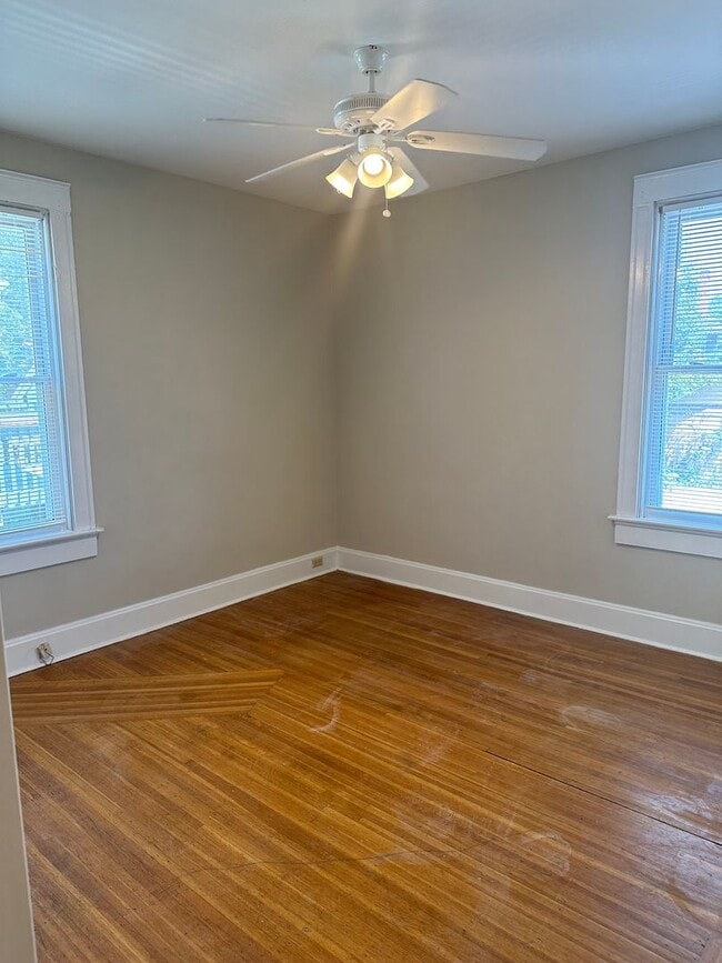 Building Photo - 3926 Floral Ave