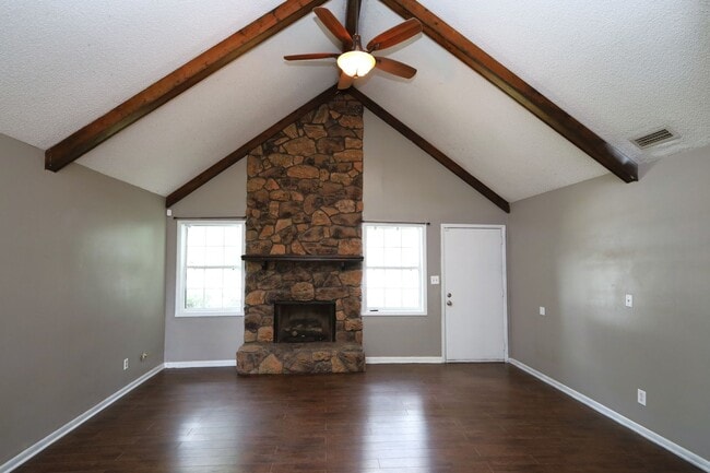 Building Photo - 3905 Danube Cir