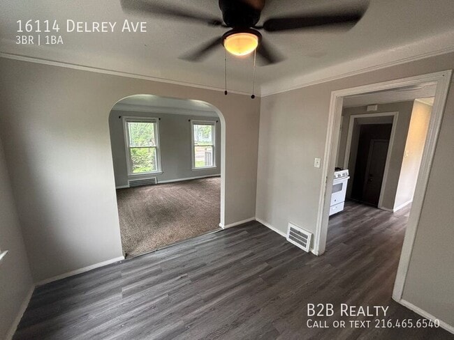Building Photo - 16114 Delrey Ave