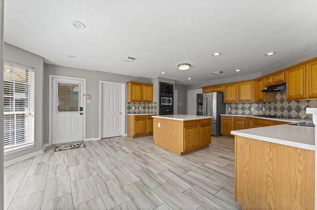 Building Photo - 2215 Winecup Ln