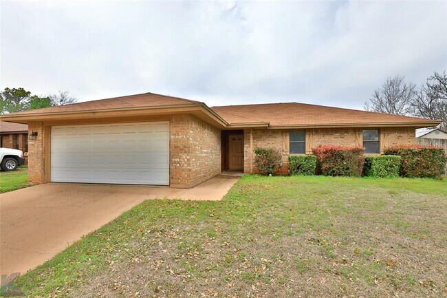 Building Photo - 5210 Meadowick Ln