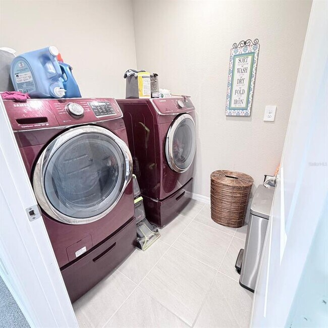 Building Photo - 927 Vineyard Rdg Rd