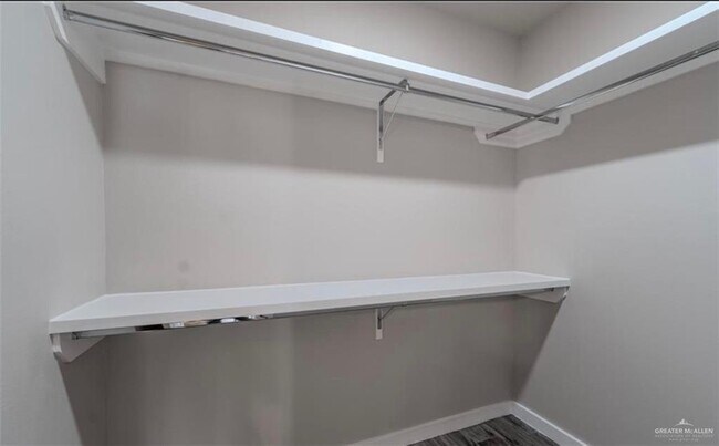 Building Photo - 16 Briggs Rd