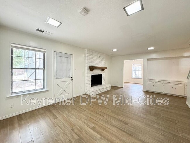 Building Photo - 13411 Charcoal Ln