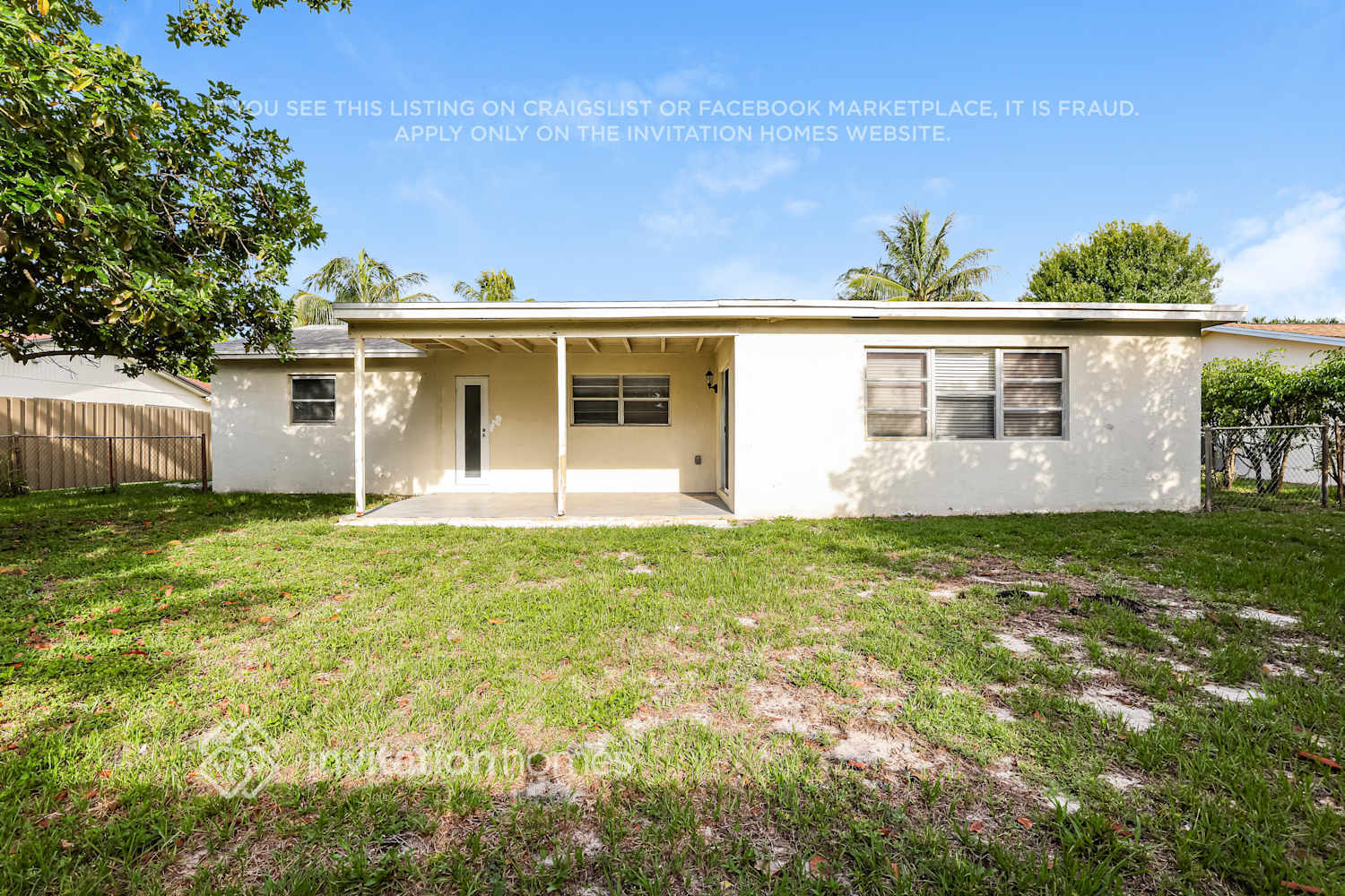Building Photo - 3070 SE 1st Pl
