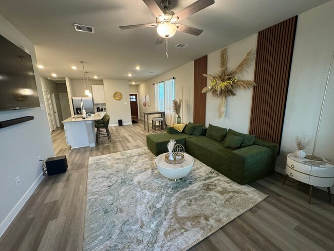 Building Photo - 5608 Madden Ln