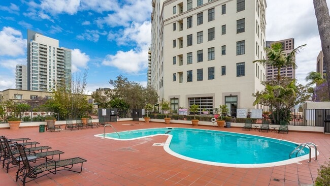 Building Photo - Top Penthouse at the historic El Cortez wi...
