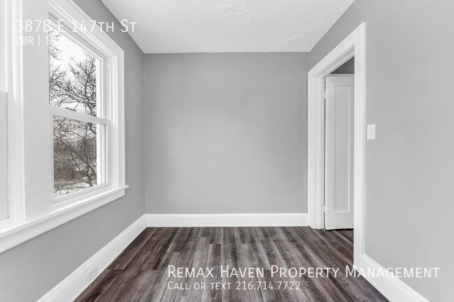Building Photo - 3878 E 147 St #2/UP, Cleveland - 2 Bed 1 B...