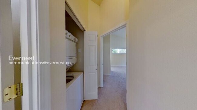 Building Photo - 1522 196th St SE