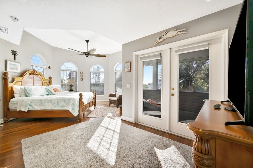 Building Photo - 28 Michiana Dr