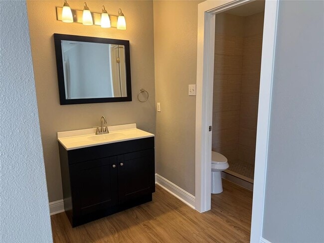 Building Photo - 10008 Barrington Cove