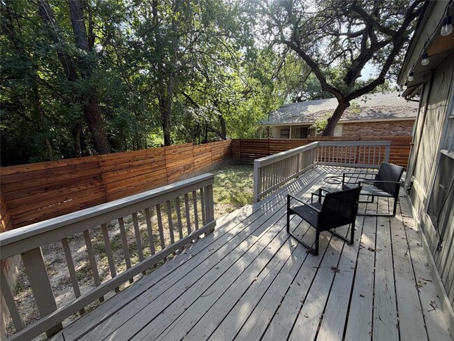 Building Photo - 1400 Vista Ridge Cove