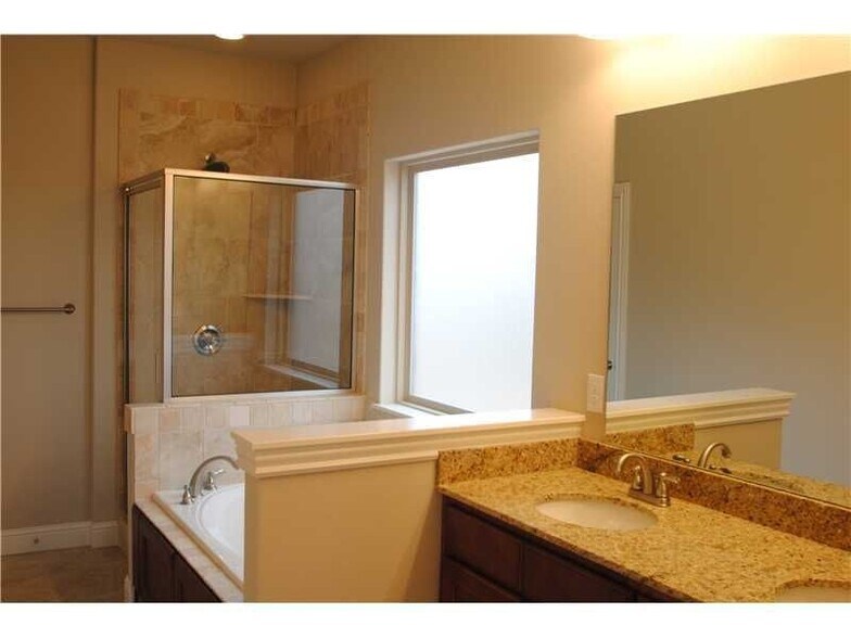 Building Photo - 1417 Gooseneck Ln