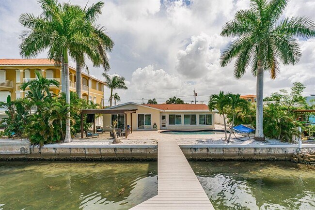 Building Photo - 11240 7th St E