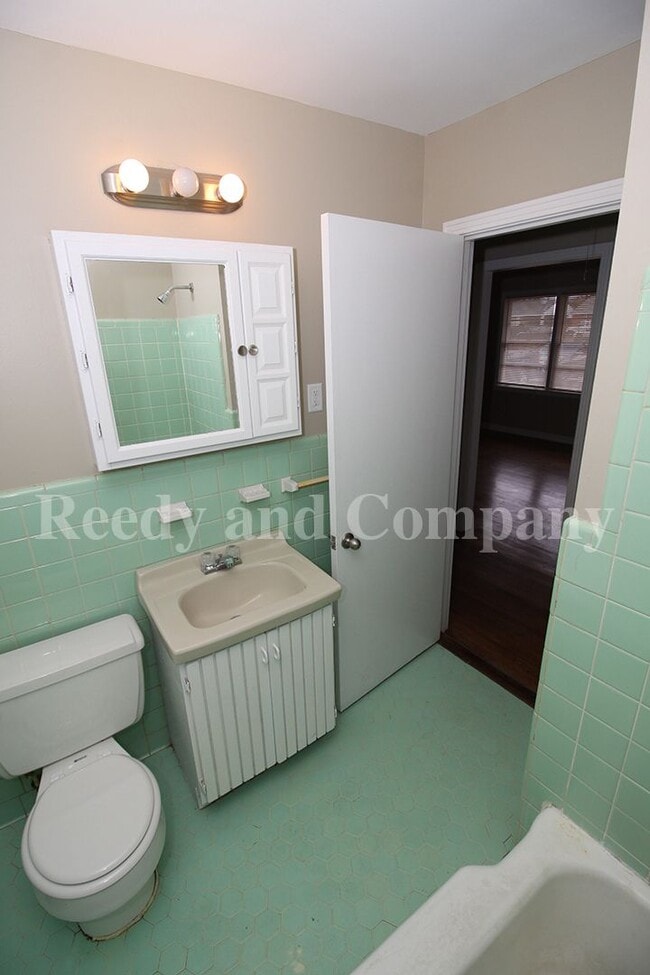 Building Photo - 4123 Rhodes Ave