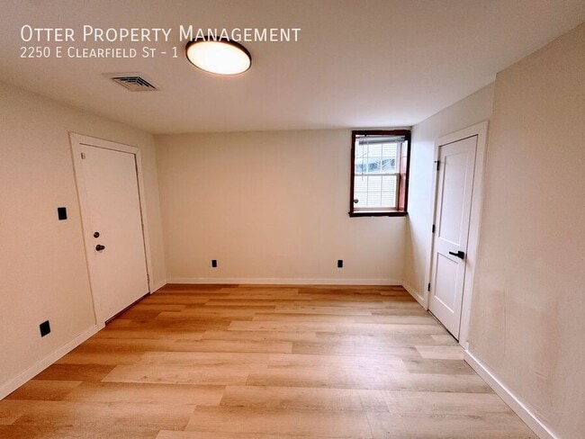 Building Photo - 2250 E Clearfield St