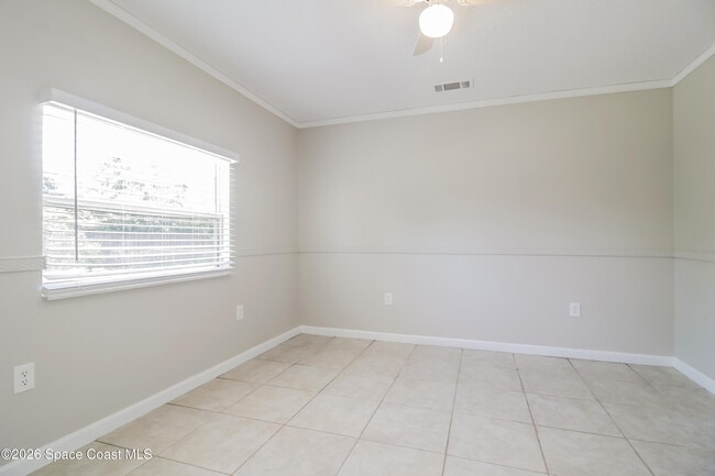 Building Photo - 6054 Cardiff Ave