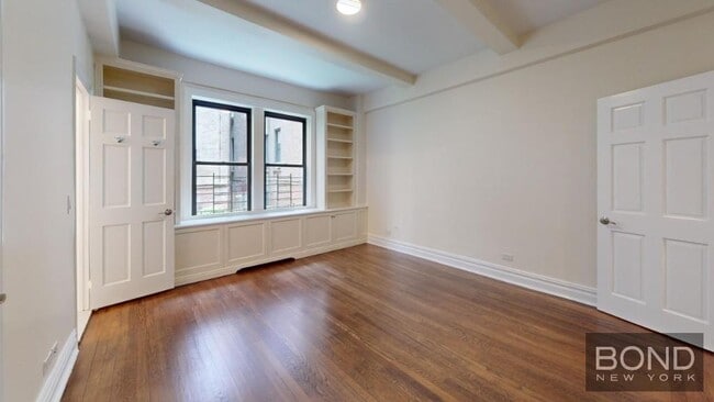 Building Photo - 111 E 80th St