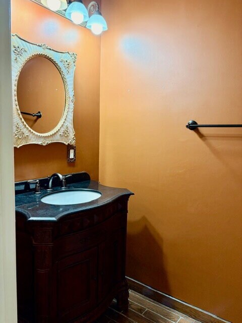 Building Photo - 9008 Doris Dr