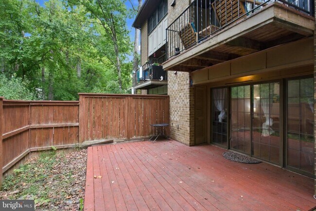 Building Photo - 2042 Headlands Cir
