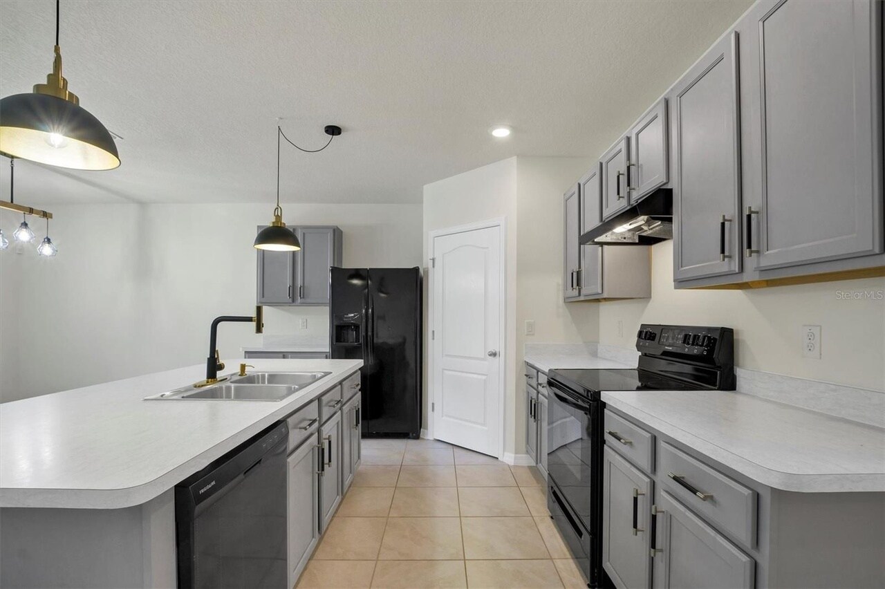 Kitchen 5 - 1022 Preserve Dr