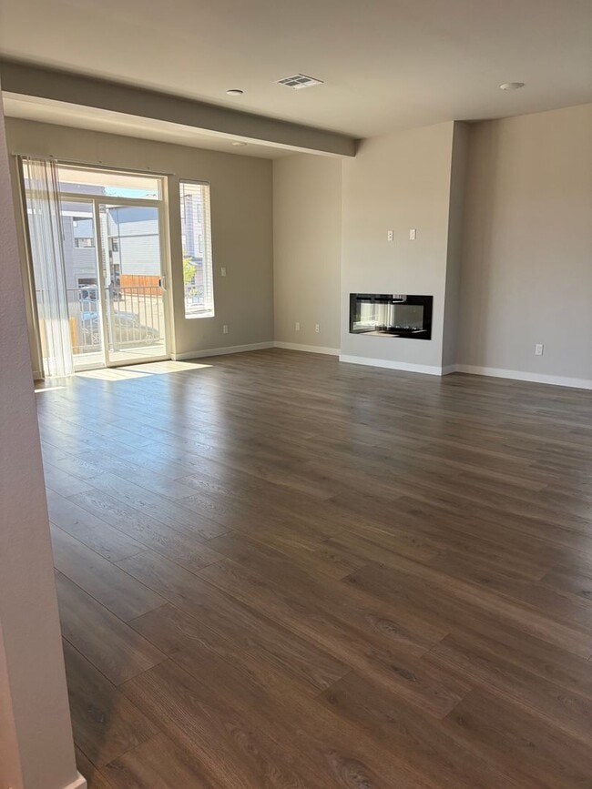 Building Photo - Newer Home in Crestview Crossing - Ideal Newberg location & a Neighborhood Park!