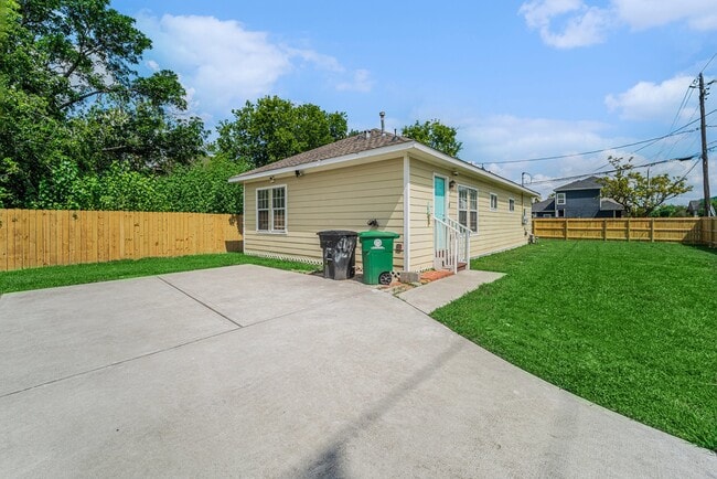 Building Photo - 4146 Brinkley St