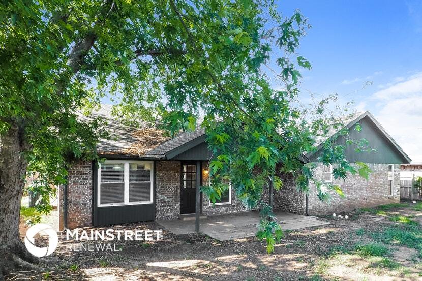 Building Photo - 2705 Pinto Trail