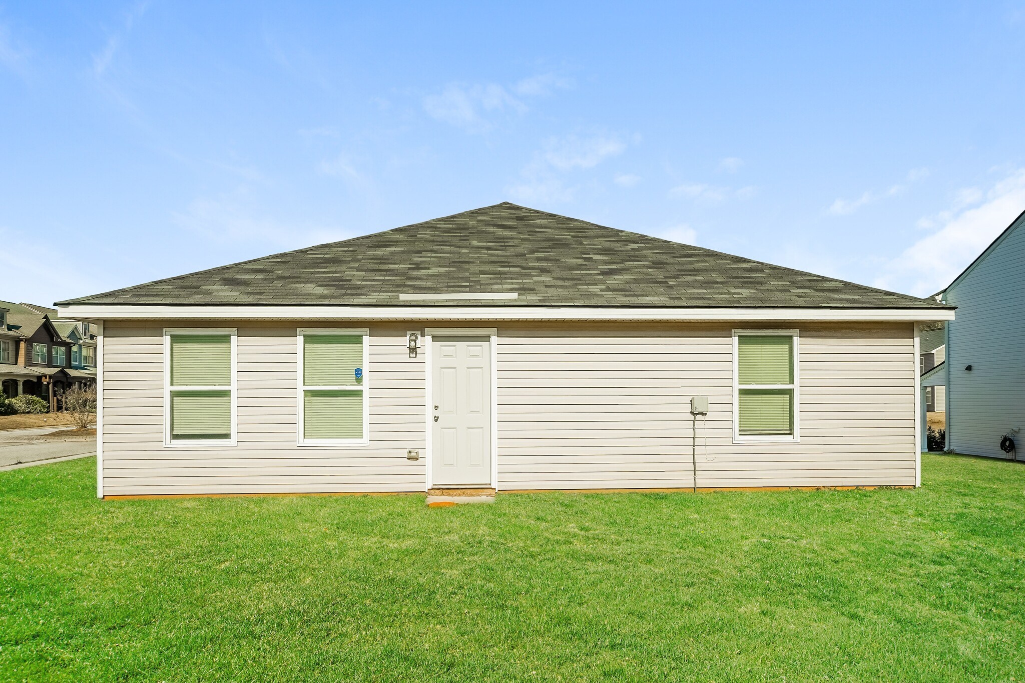 Building Photo - 401 Hawthorn Trail