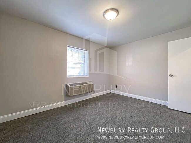 Building Photo - 317 San Juan Dr