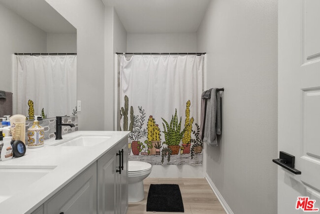 Building Photo - 756 Daniel Freeman Cir