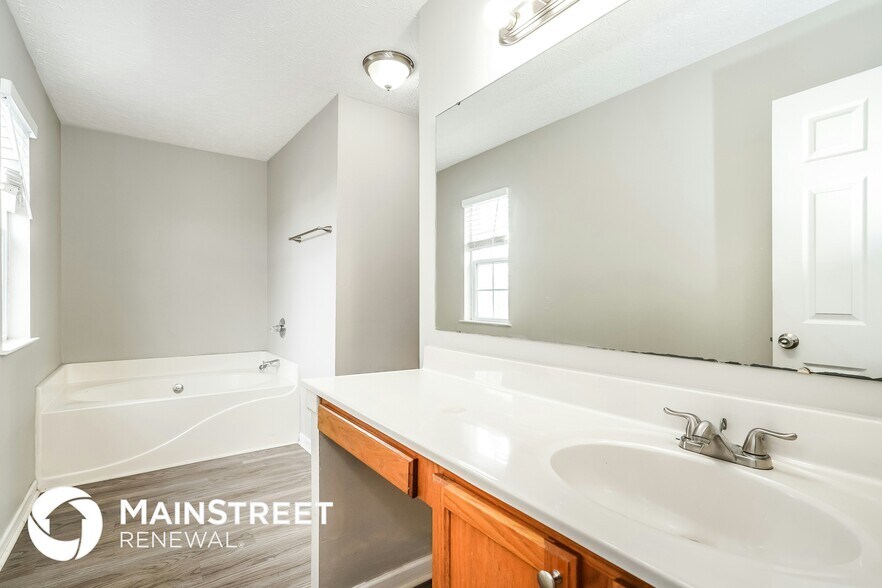 Building Photo - 1021 Okatie Dr