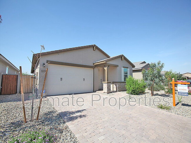 Primary Photo - 12639 W Country Club Trail