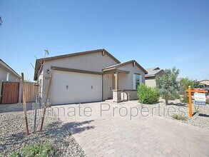 Building Photo - 12639 W Country Club Trail