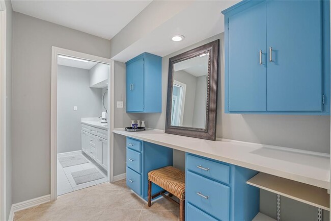 Building Photo - 5143 Cheena Dr