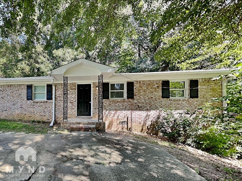 Primary Photo - 71 Sheila Ln